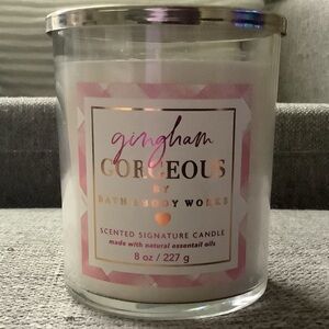 Bath & Body Works Gingham Gorgeous Candle 8 oz New